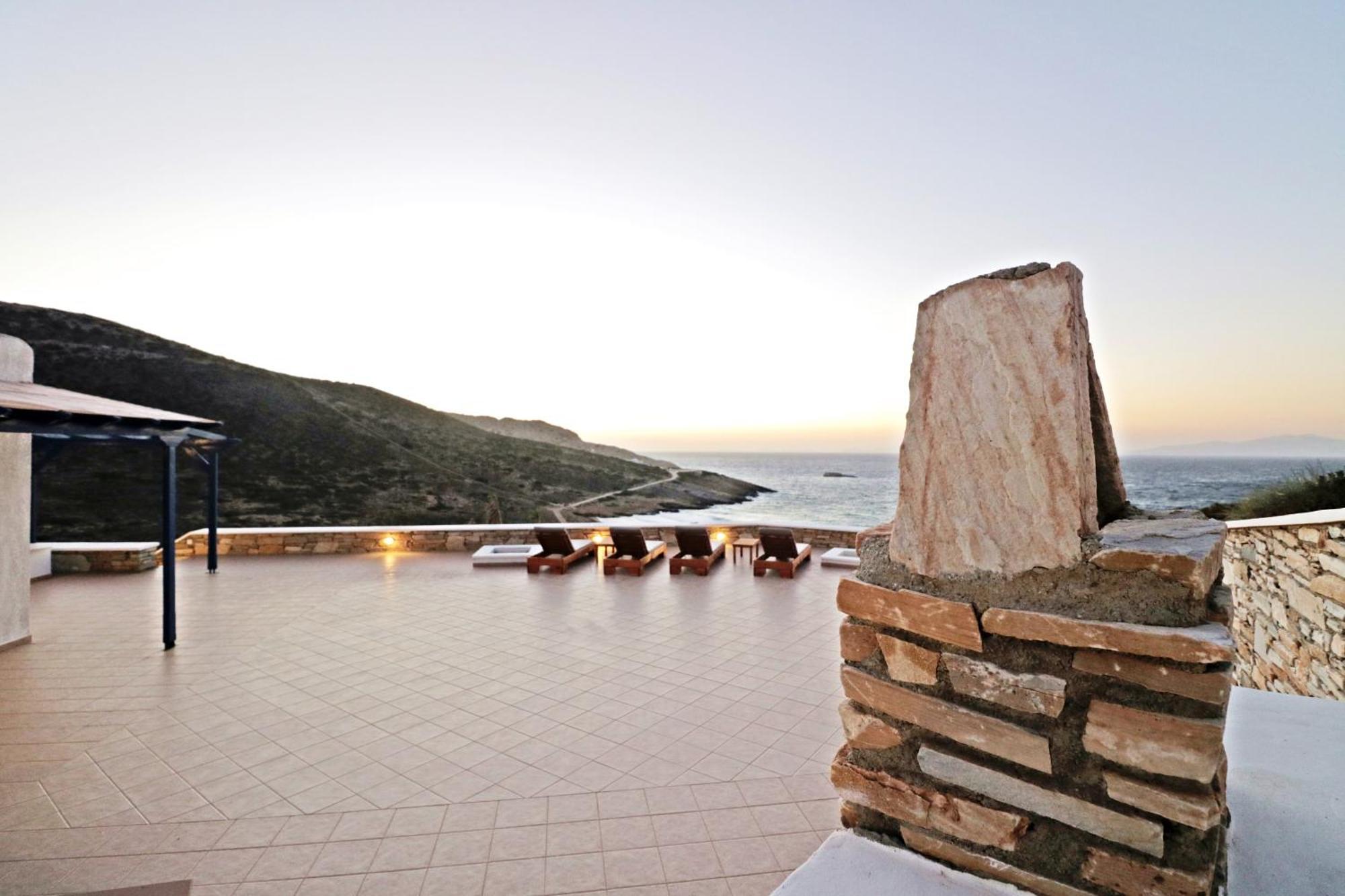 Unique Off Grid Seafront Villa Ios Exteriör bild